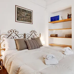 Apartment Porta Rossa Near Ponte Vecchio, Florence